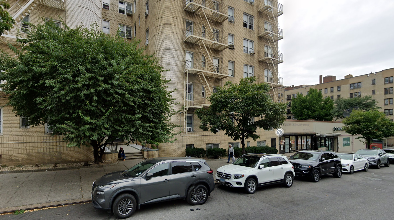 4395-Broadway